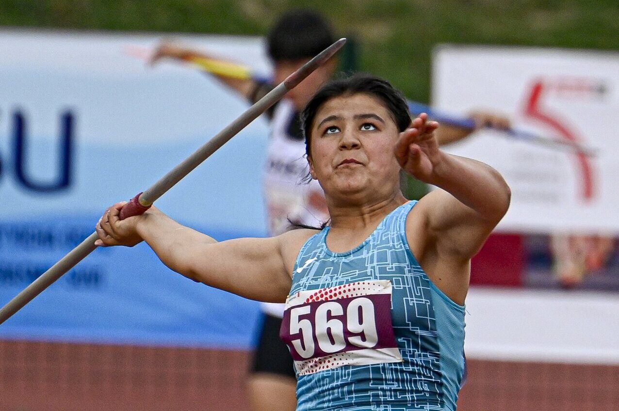 311-Javelin Throw-Girl-Final-_EK19704_web res